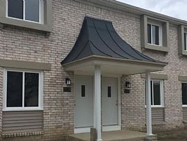 2 Bedrooms 1 Bath House For Rent,2341 Rockspring Rd, Toledo, Oh in Toledo, OH