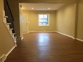 2 Bedrooms 1 Bath House For Rent,2341 Rockspring Rd, Toledo, Oh in Toledo, OH (Photo 7 of 12)