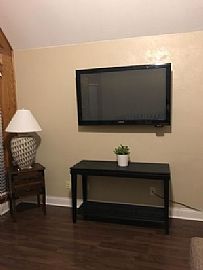 2 Bedrooms 1.5 Bathroom House For Rent2939 Harbinger Ln, Dalla  in Addison, TX (Photo 9 of 12)