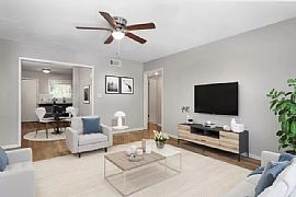 Beautiful and Spacious  $600 Mo in Atlanta, GA (Photo 2 of 8)