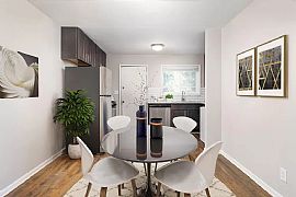 Beautiful and Spacious  $600 Mo in Atlanta, GA (Photo 4 of 8)