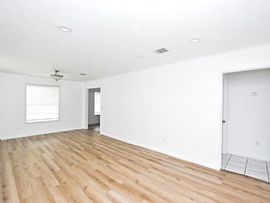 3 Bedroom 1 Bathroom  in Houston, TX (Photo 4 of 12)