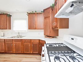 3 Bedroom 1 Bathroom  in Houston, TX (Photo 6 of 12)