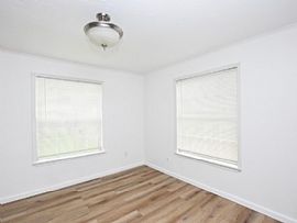 3 Bedroom 1 Bathroom  in Houston, TX (Photo 7 of 12)