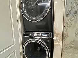 13745 Hart St, Van Nuys, Ca 9140 in Van Nuys, CA (Photo 6 of 7)