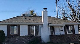 Charming 3 Bedroom Home in Sacramento, CA
