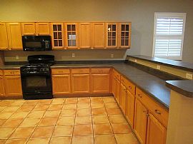3bedroom Up For Grab  in Tucson, AZ