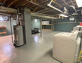 Lovely 2 Bedroom House. 1191 Centerville Rd, Warwick, Ri 02886 in Warwick, RI (Photo 12 of 12)