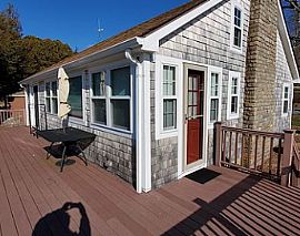 14 Pokanoket Trl, Warren, Ri 02885 in Warren, RI (Photo 3 of 7)