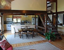 Beautiful Home. 12 Pokanoket Trl, Warren, Ri 02885 in Warren, RI (Photo 5 of 9)