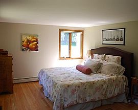 Beautiful Home. 12 Pokanoket Trl, Warren, Ri 02885 in Warren, RI (Photo 8 of 9)