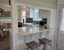 Awesome 3 Bedroom House. 43 Elm Dr, Cranston, Ri 02920 in Cranston, RI (Photo 5 of 10)