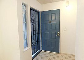 5923 Woodglade Ave, Citrus Heights, Ca in Citrus Heights, CA (Photo 3 of 12)