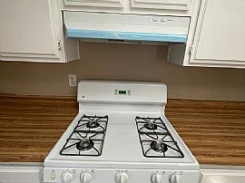 2463 S Reservoir St, Pomona, Ca in Pomona, CA (Photo 5 of 12)