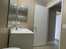 2463 S Reservoir St, Pomona, Ca in Pomona, CA (Photo 7 of 12)