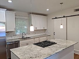 691 Francis Pl Nw, Atlanta in Atlanta, GA (Photo 4 of 10)