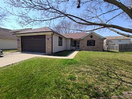 3bed 2bath  in Wauconda, IL