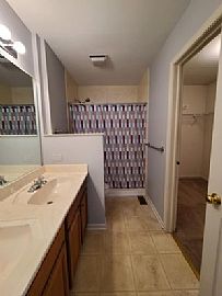 3bed 2bath  in Wauconda, IL (Photo 4 of 8)