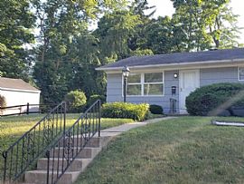 4bed 2bath in Waukegan, IL