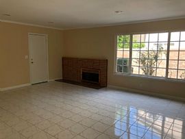 Amazing 3bed, 2.5ba at Merridy St, Northridge, Los Angeles in Northridge, CA (Photo 10 of 12)