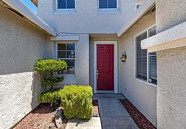 5 Bedroom, 3 Bathroom in Mather, CA (Photo 3 of 12)