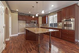 5 Bedroom, 3 Bathroom in Mather, CA (Photo 7 of 12)