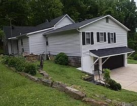 Spacious House For Rent 580 Raulstontown Rd, South Pittsburg, T in South Pittsburg, TN (Photo 2 of 7)
