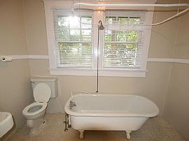 1252 Mclendon Ave Ne #b, Atlanta in Atlanta, GA (Photo 8 of 9)