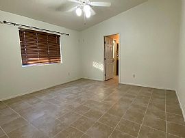 11790 E 28th Pl, Yuma, Az 85367 in Yuma, AZ (Photo 8 of 12)