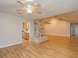 13639 Harpers Bridge Dr, Houston, Tx in Houston, TX (Photo 5 of 12)