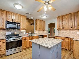 13639 Harpers Bridge Dr, Houston, Tx in Houston, TX (Photo 6 of 12)