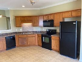 1798 Bradford Ln, Bessemer, Al 35022 in Bessemer, AL (Photo 9 of 12)