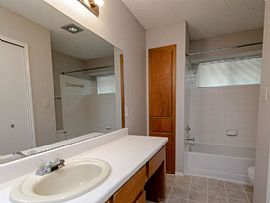 2 Bedrooms 2 Bathroom  in Austin, TX (Photo 7 of 12)