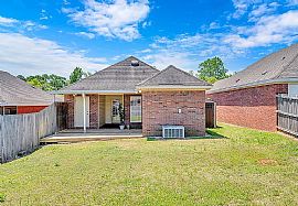 135 Ridgeview Dr, Millbrook, Al 36054 in Millbrook, AL