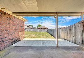 135 Ridgeview Dr, Millbrook, Al 36054 in Millbrook, AL (Photo 2 of 12)