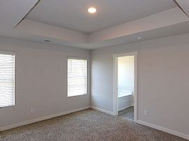 5738 Cheshire Cove Cir, Mc Calla, Al 35111 in Mc Calla, AL (Photo 7 of 12)