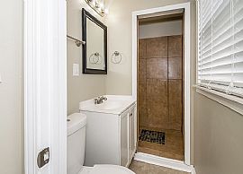 629 16th Ter Nw, Birmingham, Al 35215 in Birmingham, AL (Photo 6 of 9)