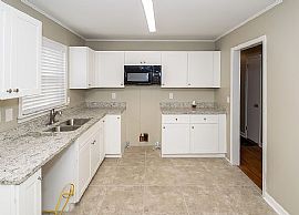 629 16th Ter Nw, Birmingham, Al 35215 in Birmingham, AL (Photo 7 of 9)