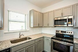 4048 Ashley Dr Leeds, Al 35094 in Leeds, AL (Photo 11 of 12)