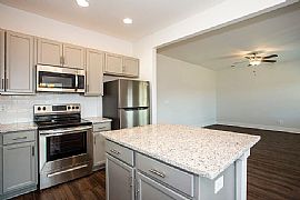 4048 Ashley Dr Leeds, Al 35094 in Leeds, AL (Photo 3 of 12)