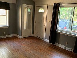 139 Rexton St, Novi, Mi in Novi, MI (Photo 2 of 12)