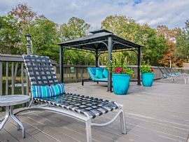 Amberly Place Apartment Homes, 5100 Live Oaks Blvd #15, Tampa,  in Tampa, FL (Photo 4 of 8)