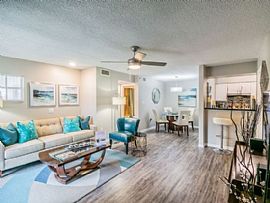 Amberly Place Apartment Homes, 5100 Live Oaks Blvd #15, Tampa,  in Tampa, FL (Photo 5 of 8)