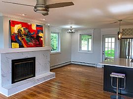 9 Longview Dr, Brookfield, Ct 06804 in Brookfield, CT (Photo 4 of 12)