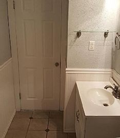 26227 Belanger St, Roseville, Mi in Roseville, MI (Photo 10 of 12)