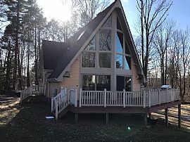 27 Coit Ln, Norwich, Ct 06360 in Norwich, CT