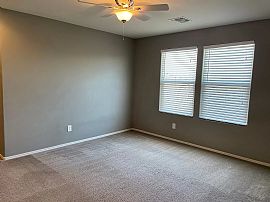 11918 W Desert Moon Ct, Peoria, Az 85383 in Peoria, AZ (Photo 4 of 12)