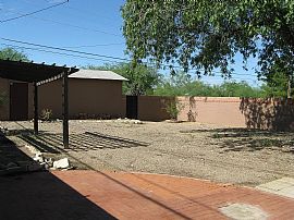 1746 E Edison St, Tucson, Az 85719 in Tucson, AZ (Photo 9 of 11)