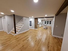 75 Cottage St, New Hartford, Ct 06057 in New Hartford, CT (Photo 12 of 12)