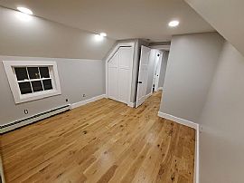 75 Cottage St, New Hartford, Ct 06057 in New Hartford, CT (Photo 2 of 12)